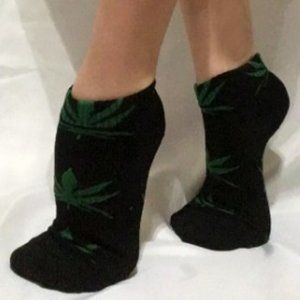 SOLD Plant Life Ankle Sock